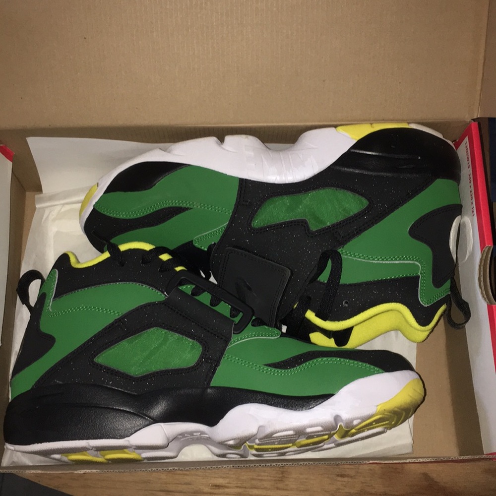 COPY - Nike Air Diamond Turf